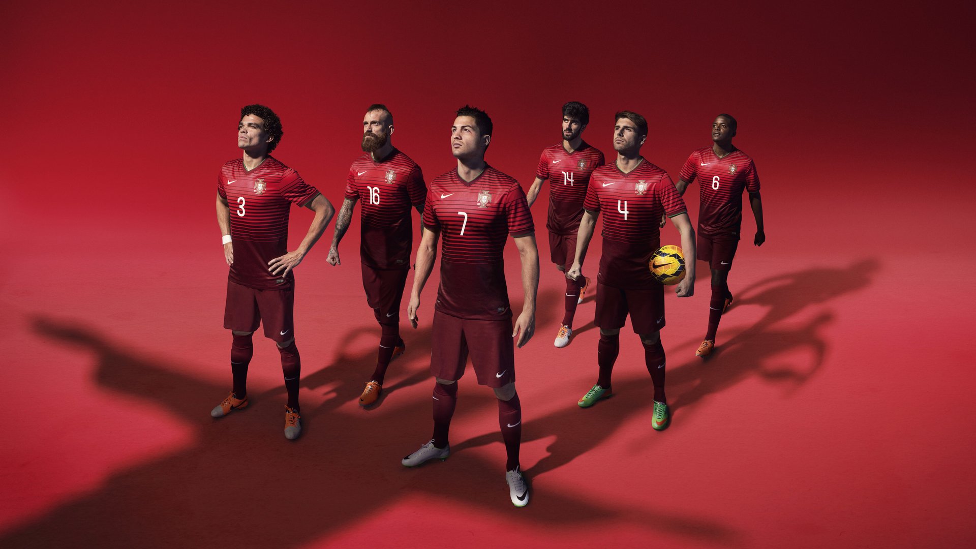 _海底潜艇冲浪：探索海底新玩法_，海底潜艇绘画