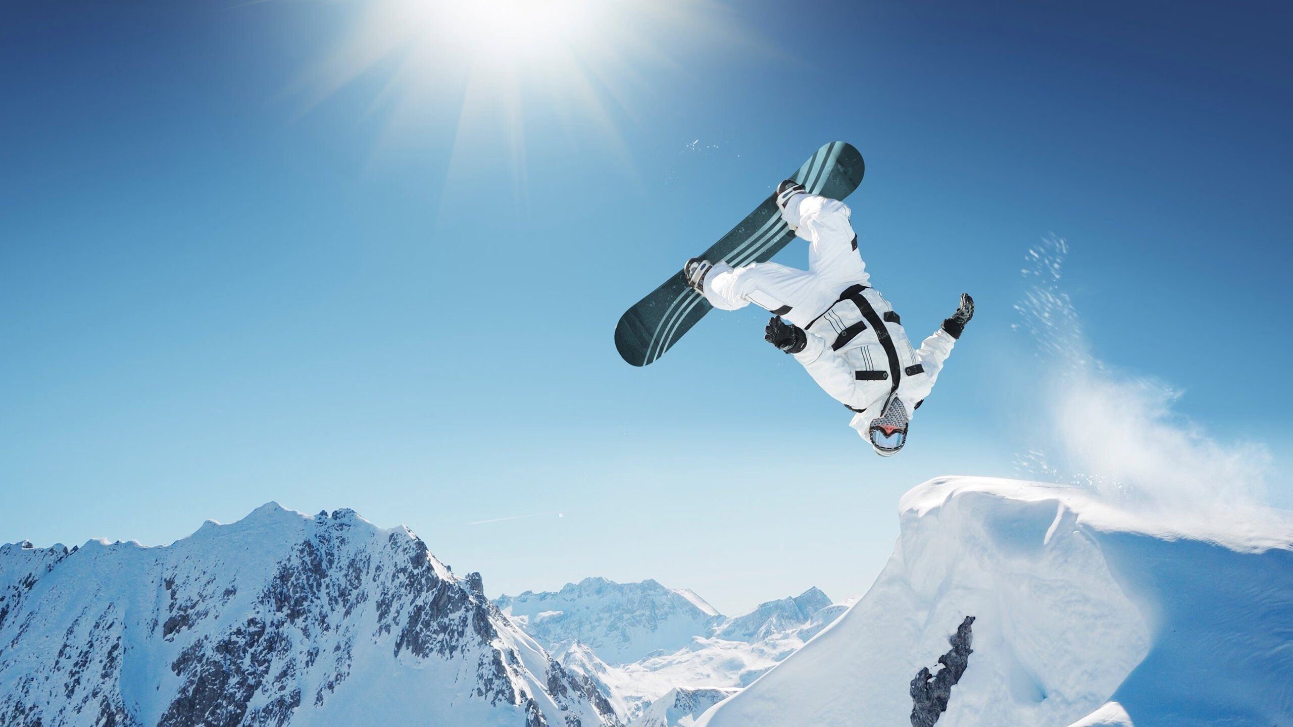 “从废墟中崛起!——逆风翻盘的冠军奇迹”,逆风笑解说废墟生存